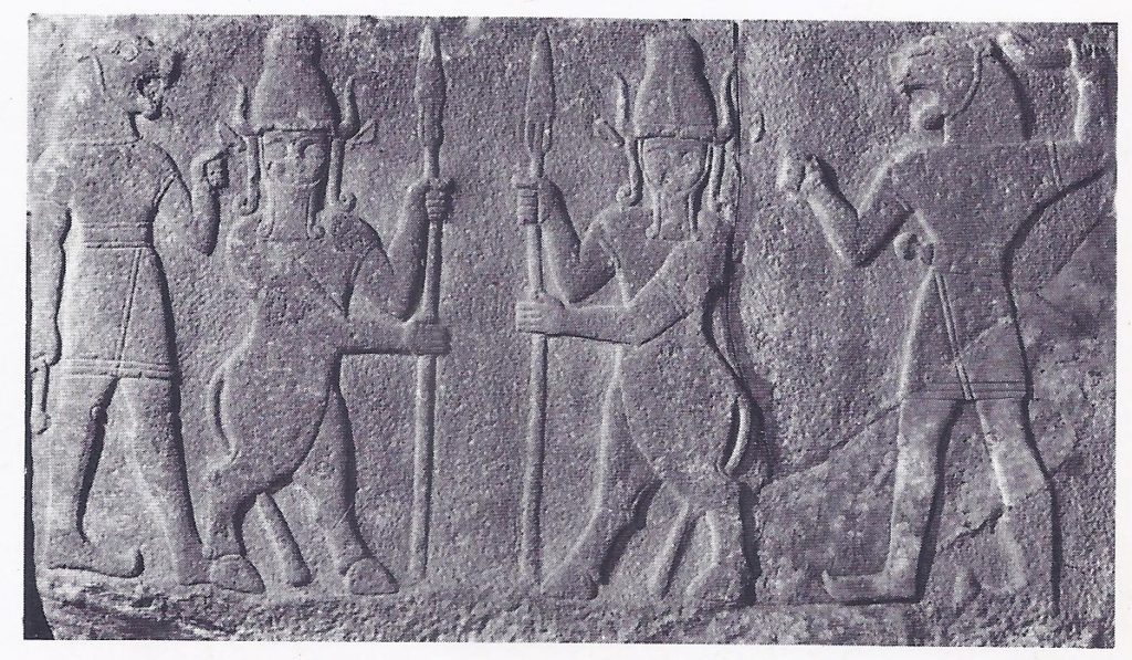 Hittite figures on rock relief - Hittites