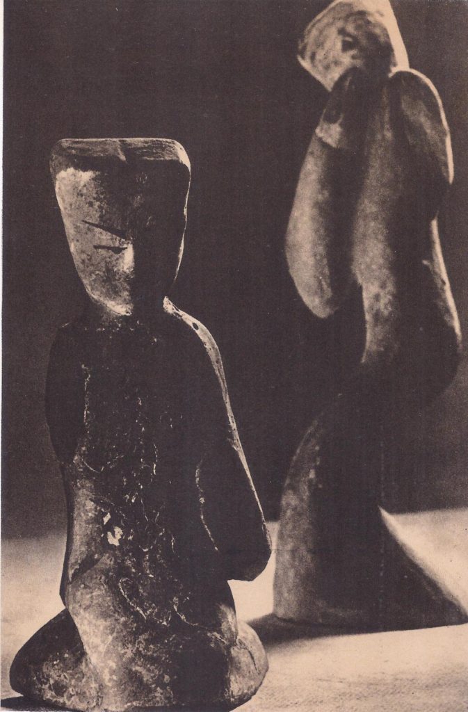 Kneeling girl and convict without hands; two clay tomb figures from the early Han period. The amputation of the hands of convicts was a common punishment in China, but whether this is depicted here is uncertain, because of the state of preservation of the figure.